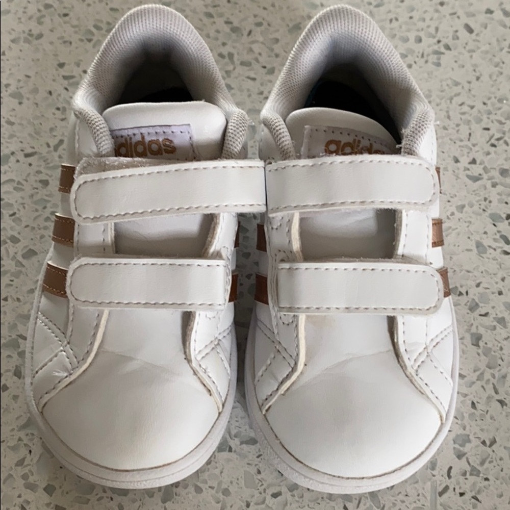Toddler shoe. BUNDLE AND SAVE!